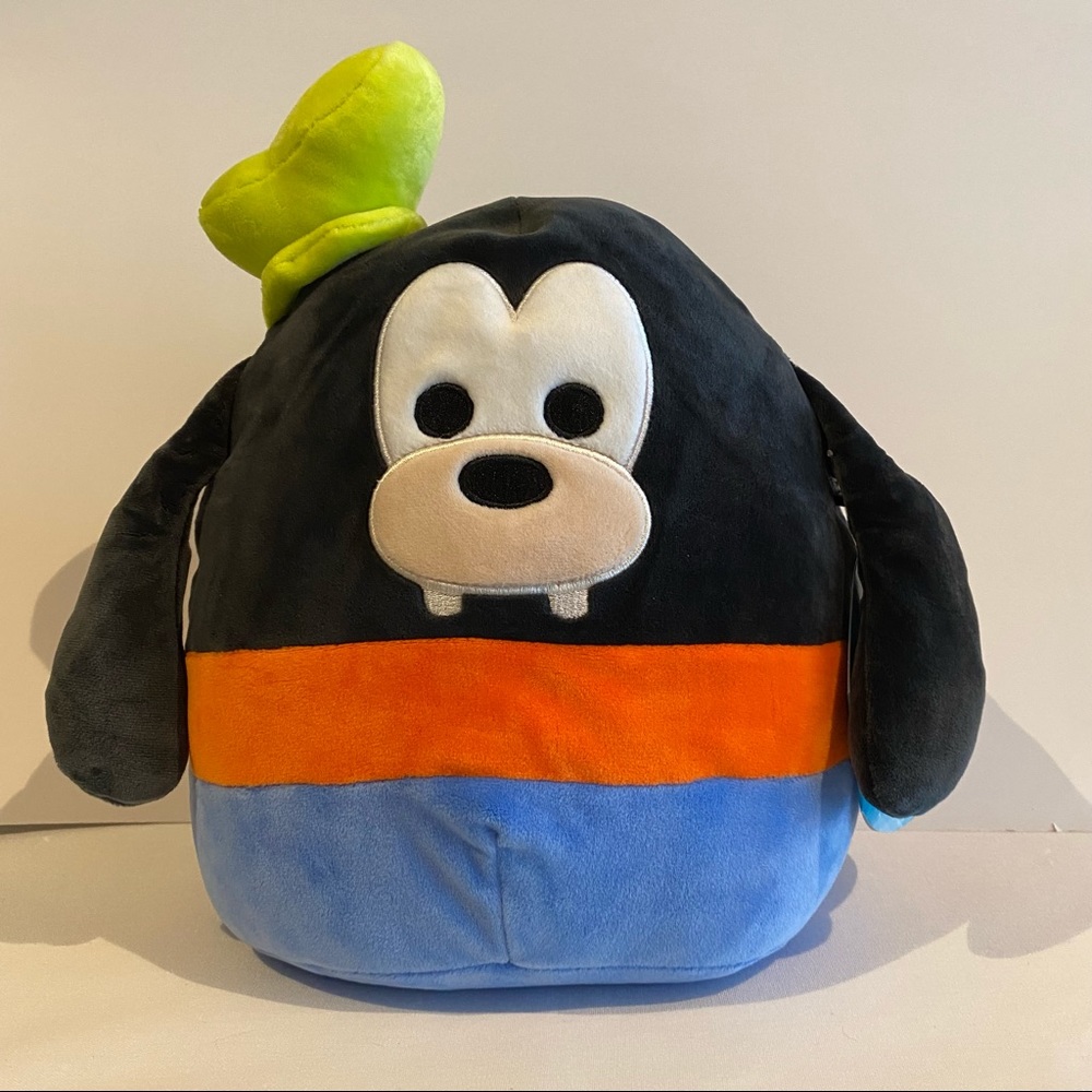 Disney Goofy Squishmallow 10” NWT